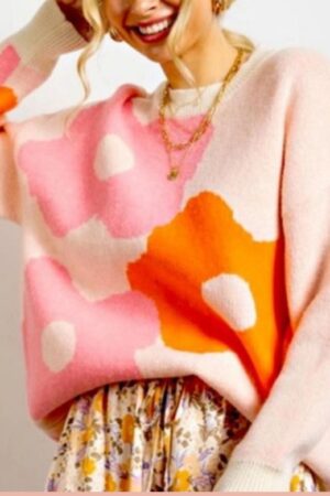 Flowery sweater look
