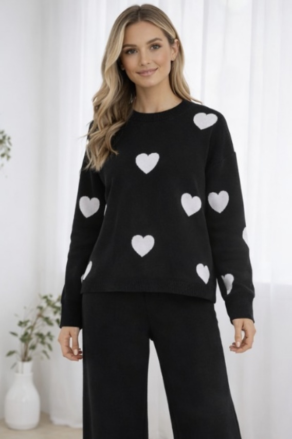 Mynway Noir Heart Knit Co-ord Set - Image 4