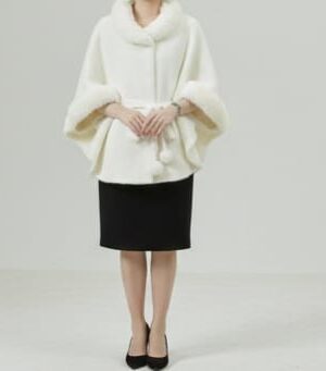 Mynway Ivory Luxe Knit Cape